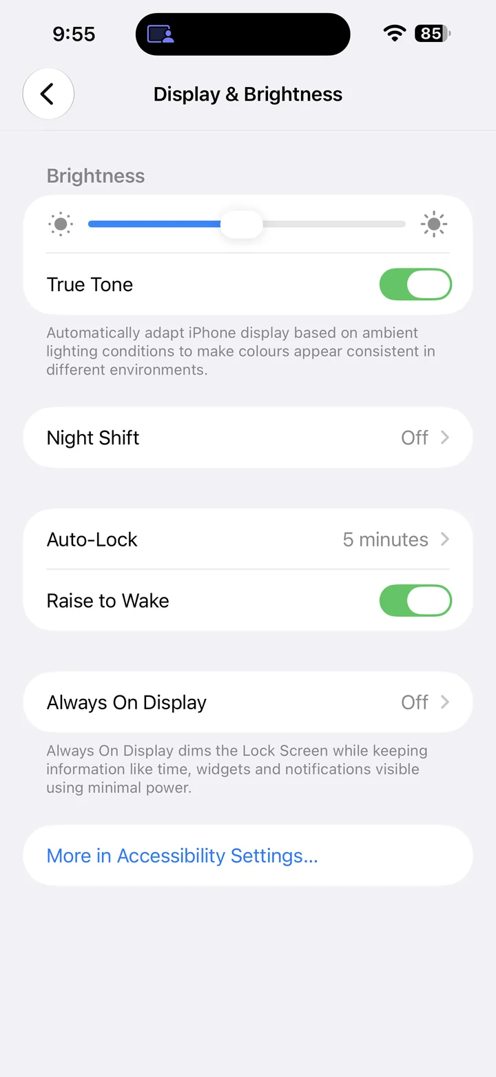 Display & Brightness with Auto-Lock set to 5 minutes